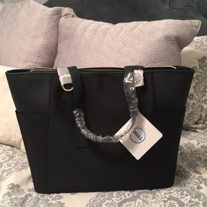 Black Dell computer bag